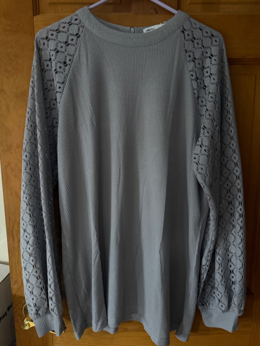 Lace Sleeve Thermal Top in Light Gray